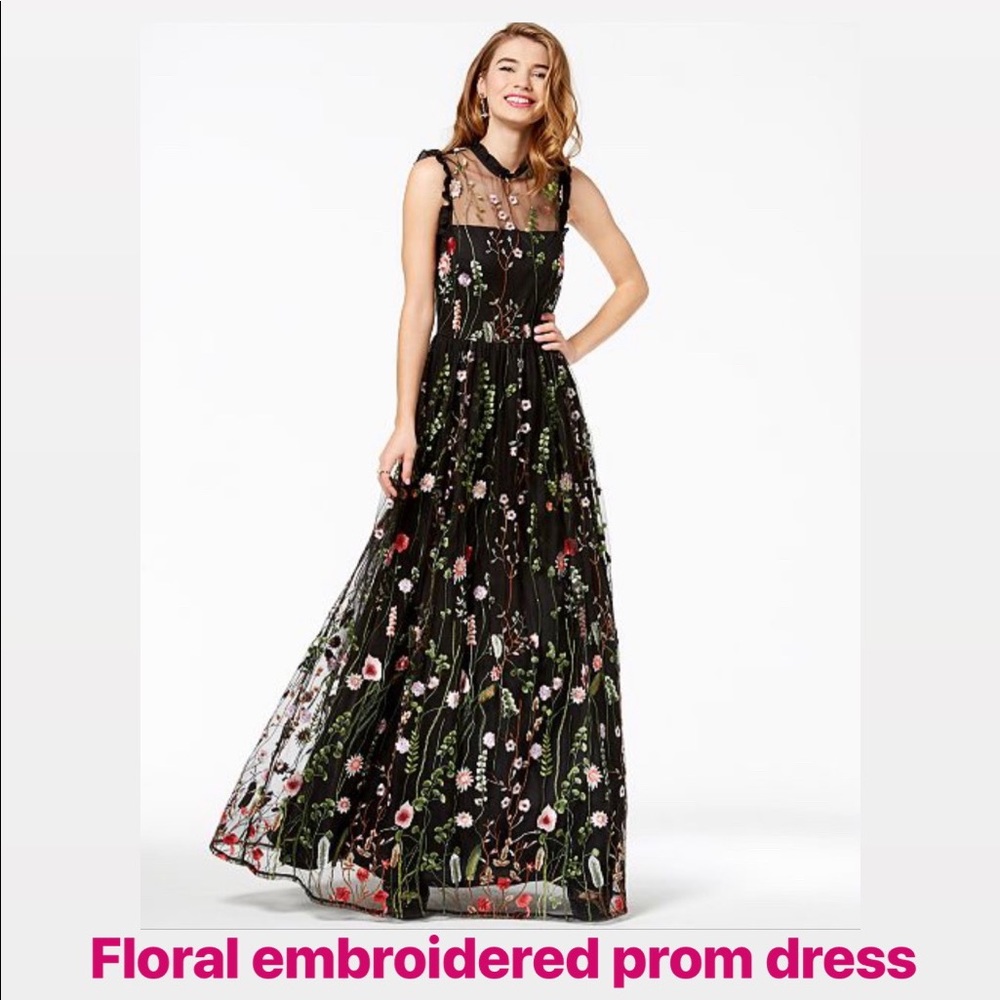 Floral embroidered prom dress!